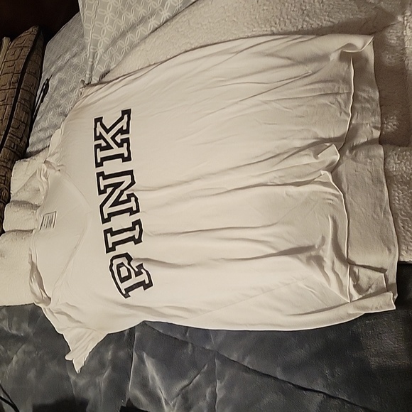 PINK White T-shirt 👕 - Picture 1 of 4